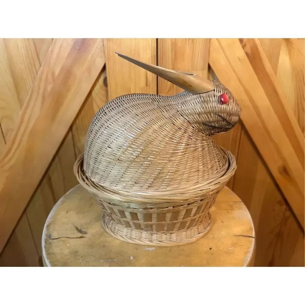 Vintage Bunny Rabbit Woven Wicker Basket Lidded Red Button Eye Easter (8563)